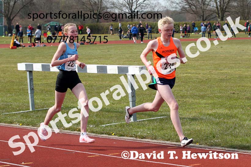 3000 metres, 2021 NECAA Open Graded Meeting, Morpeth. Photo: David T. Hewitson/Sports for All Pics